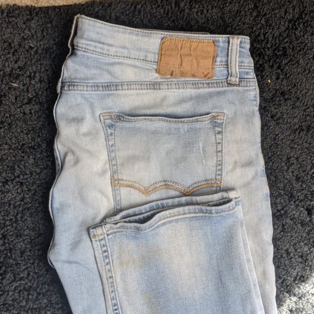 American eagle outfitters blue jeans